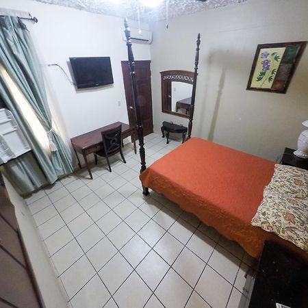 Hotel Casa Maria 圣佩德罗苏拉 外观 照片