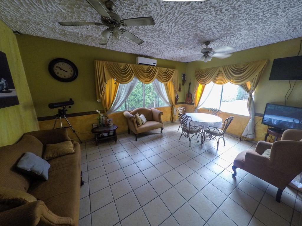 Hotel Casa Maria 圣佩德罗苏拉 外观 照片